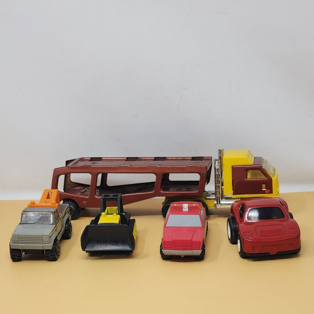 Vintage Tonka Metal Toy Car Set Trailer Red & Yellow Vehicles Collectible Cars